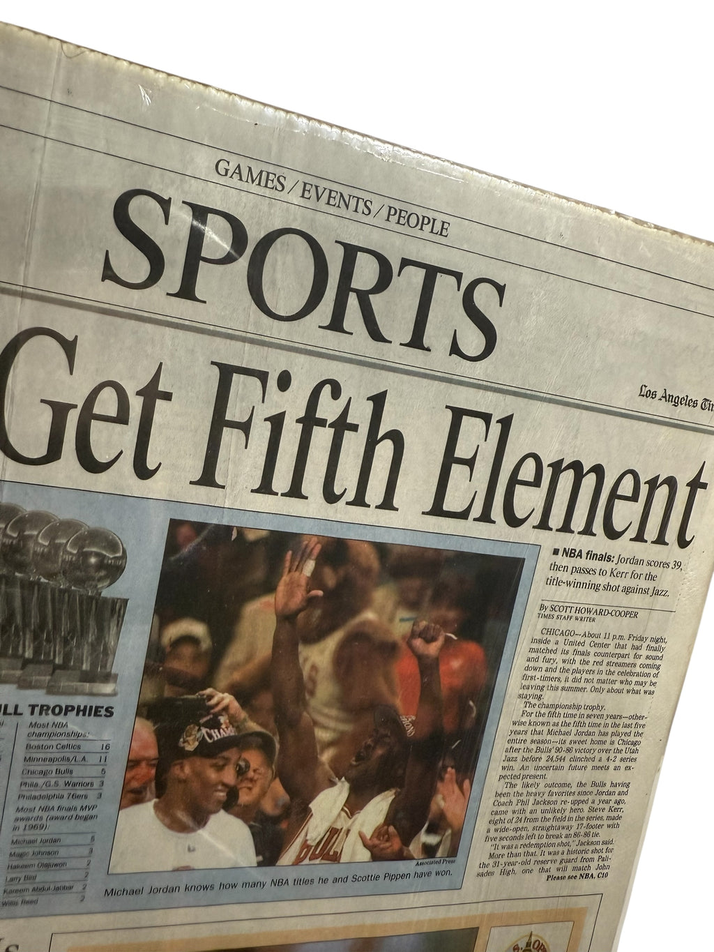 Vtg Michael Jordan - Chicago Bulls “Bulls Get Fifth Element” Newspaper Cover - June 14th, 1997! - Early Tiger Woods!